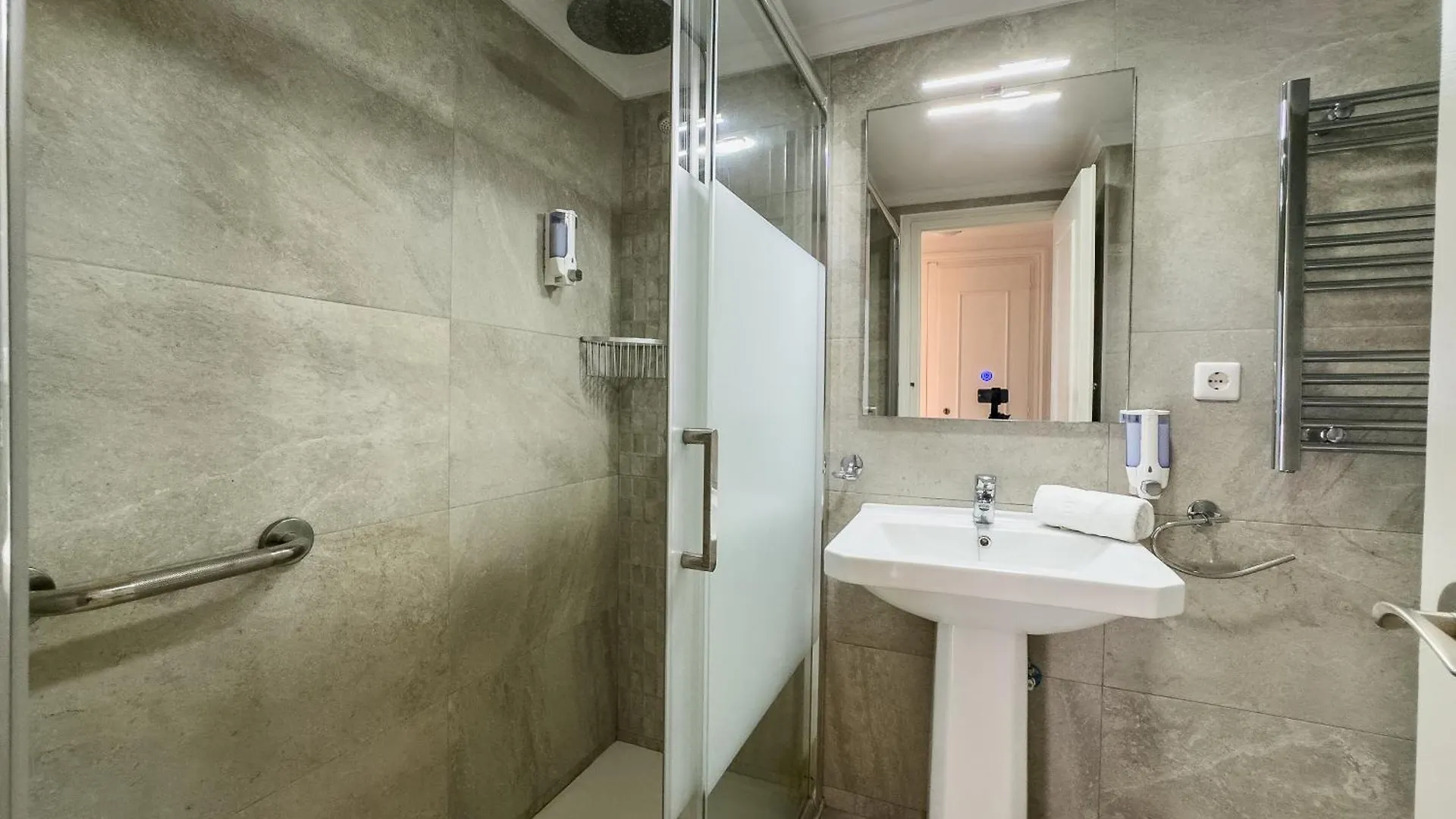 Skol 408A 2 Bedrooms Duplex With Sea Views Marbella Spain